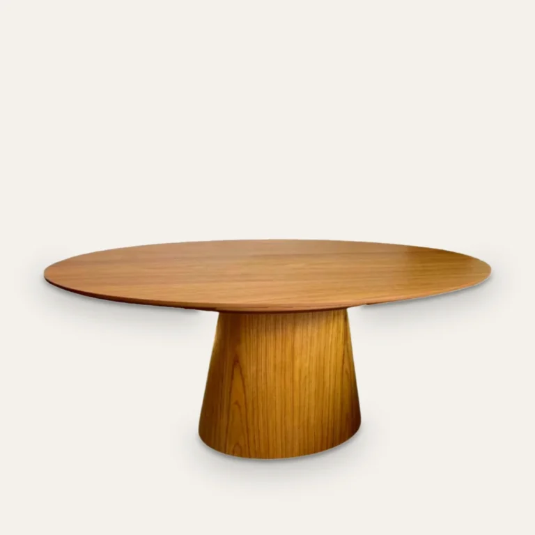 Mesa Laguna na Casa Mais Design, loja de móveis na Vila Maria